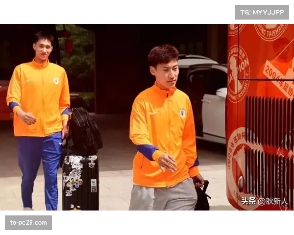 泰山于金永与史松宸伤愈回归，门将与后卫轮换储备增加阵容深度